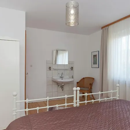 Lovely Holiday In Schwalefeld Near The Forest Tatil Evi